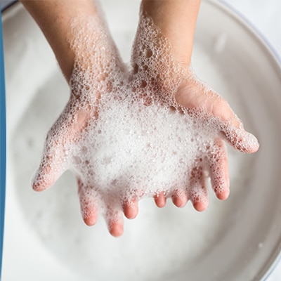 SHOULD YOU USE SOAP TO DISINFECT YOUR HANDS?