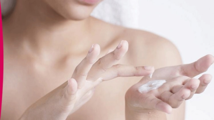 how-to-gently-moisturise-dry-skin-eczema