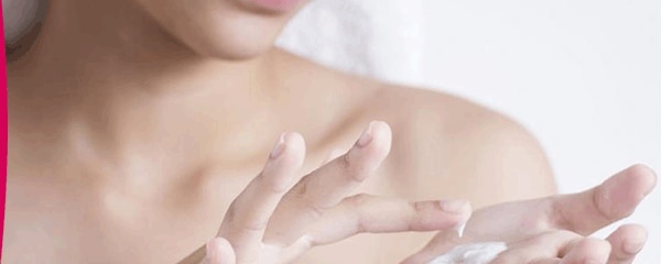Come idratare delicatamente la pelle secca dovuta ad un eczema?